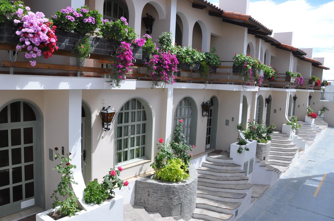 Apart Hotel Nueva Leon Пуерто Мадрин Екстериор снимка